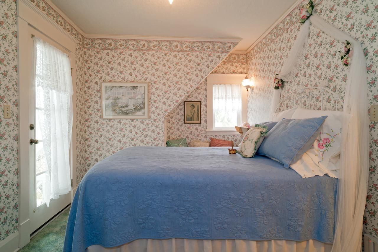 Five Seasuns Bed And Breakfast Port Angeles Εξωτερικό φωτογραφία