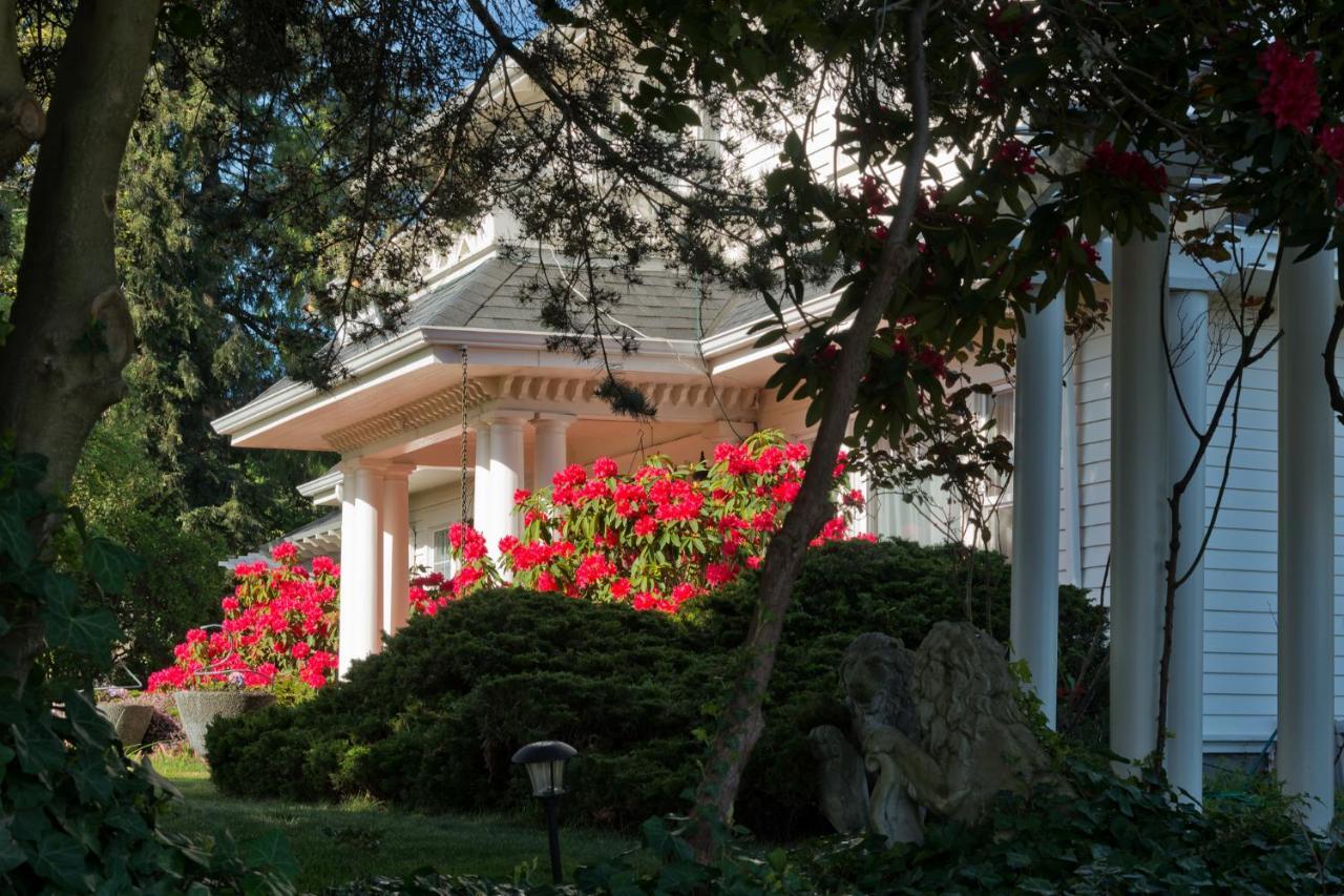 Five Seasuns Bed And Breakfast Port Angeles Εξωτερικό φωτογραφία
