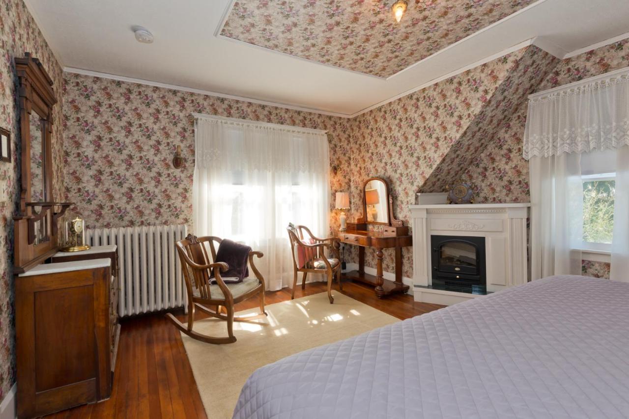 Five Seasuns Bed And Breakfast Port Angeles Εξωτερικό φωτογραφία